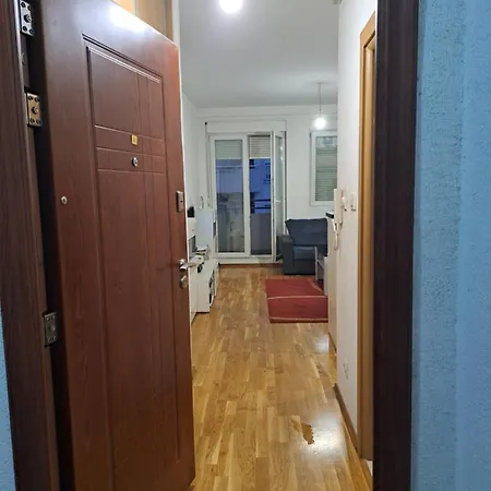 Studio Apartman U Sklopu Stambene Zgrade * Подгорица